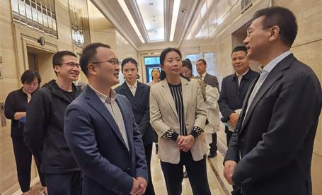 要闻 || 成都市委调研组赴c币钱包参观考察