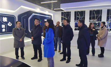 要闻 || 青羊区副区长龚昌华一行莅临c币钱包参观走访